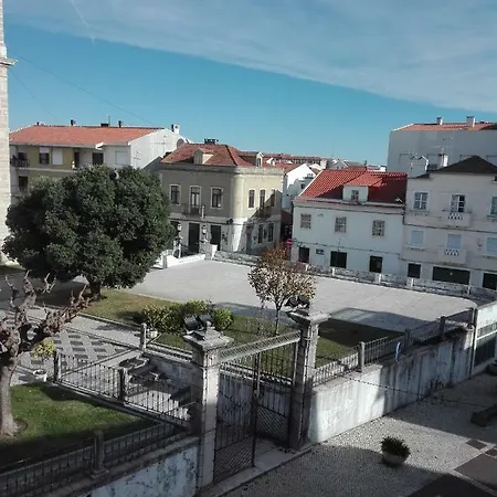 Apartment Largo Da Igreja