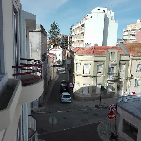 Largo Da Igreja * Figueira da Foz
